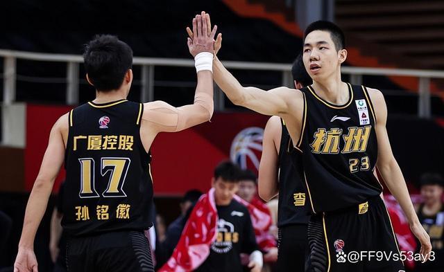 同乐城视频-包含联赛新规则实行，球队应对策略不同时的词条