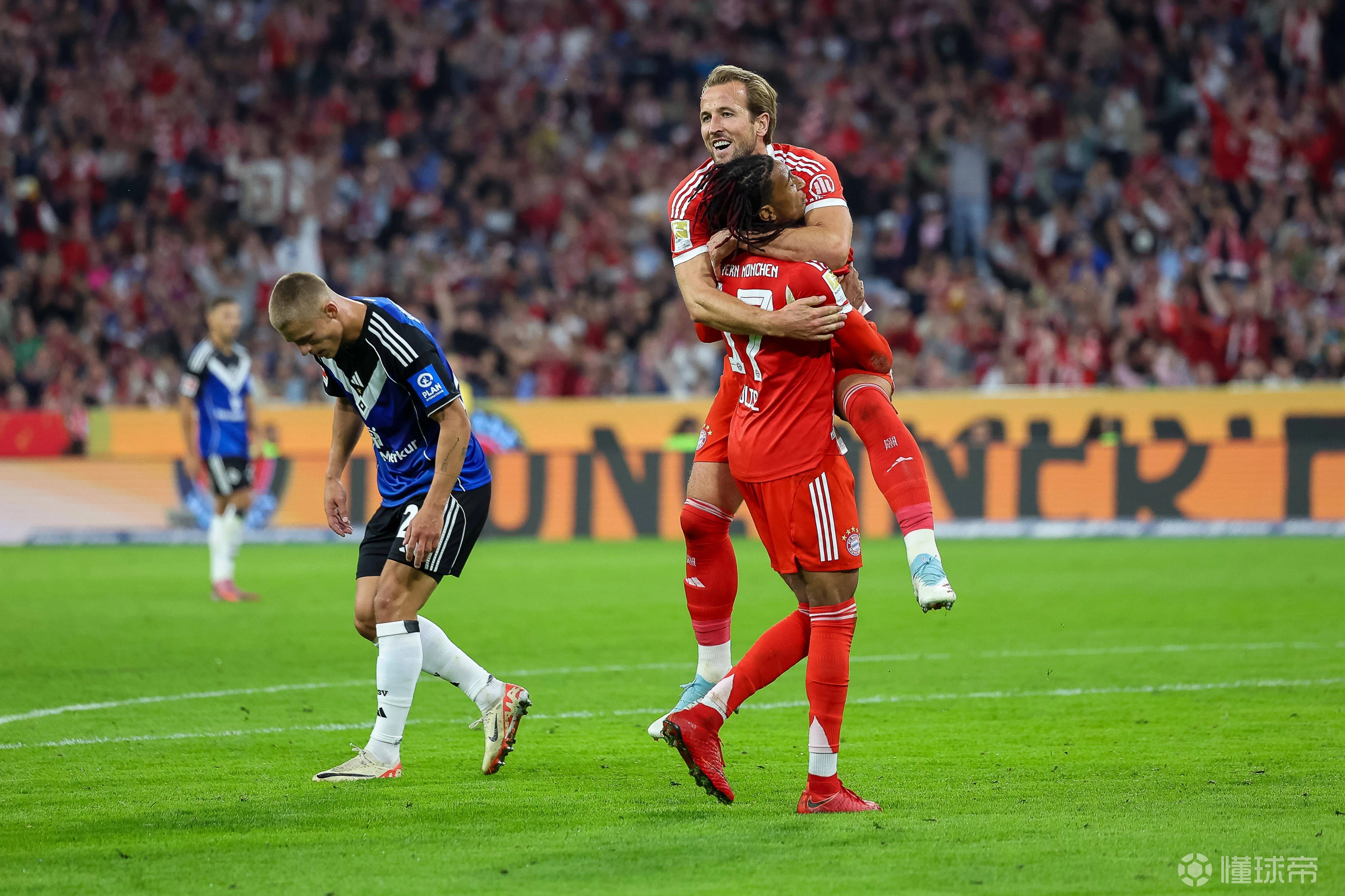 汉堡球员再次放行,引发球迷不满 汉堡球员再次放行,引发球迷不满