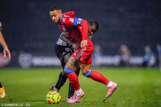 里昂队在客场获胜,积分榜上继续领跑的简单介绍 里昂队在客场获胜,积分榜上继续领跑的简单介绍