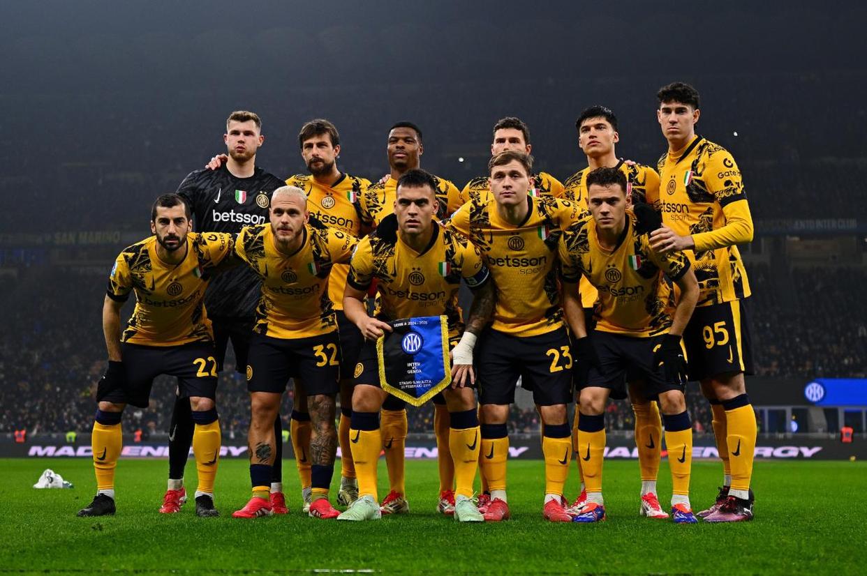 全球球员齐聚赛场，激烈角逐创新高的简单介绍