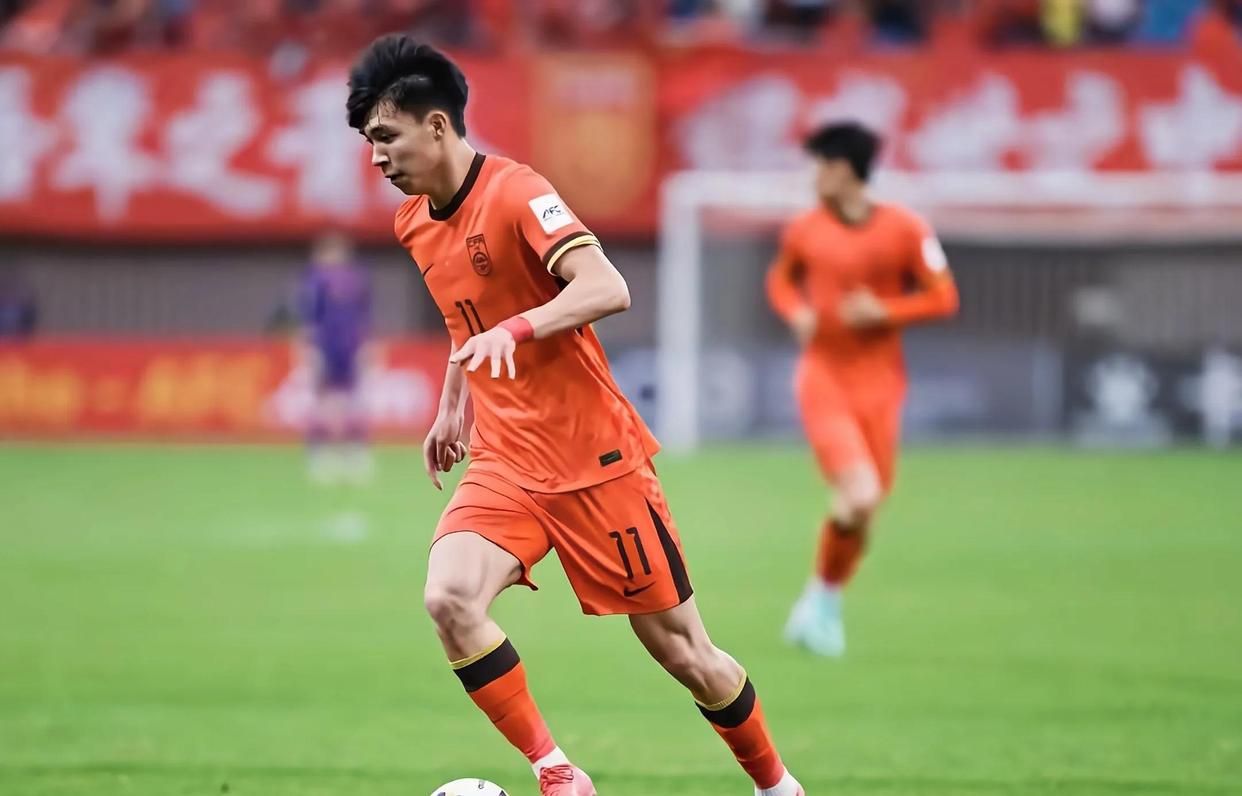 球队核心球员表现亮眼，球队士气高涨