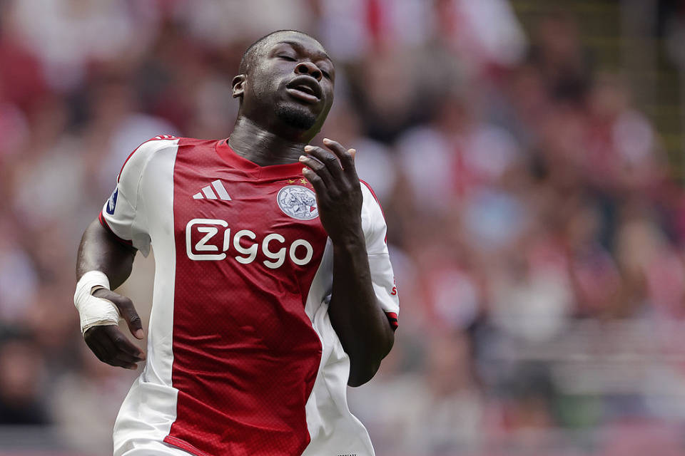 阿贾克斯摘得荷甲桂冠,掀起新一轮豪门重建 阿贾克斯摘得荷甲桂冠,掀起新一轮豪门重建