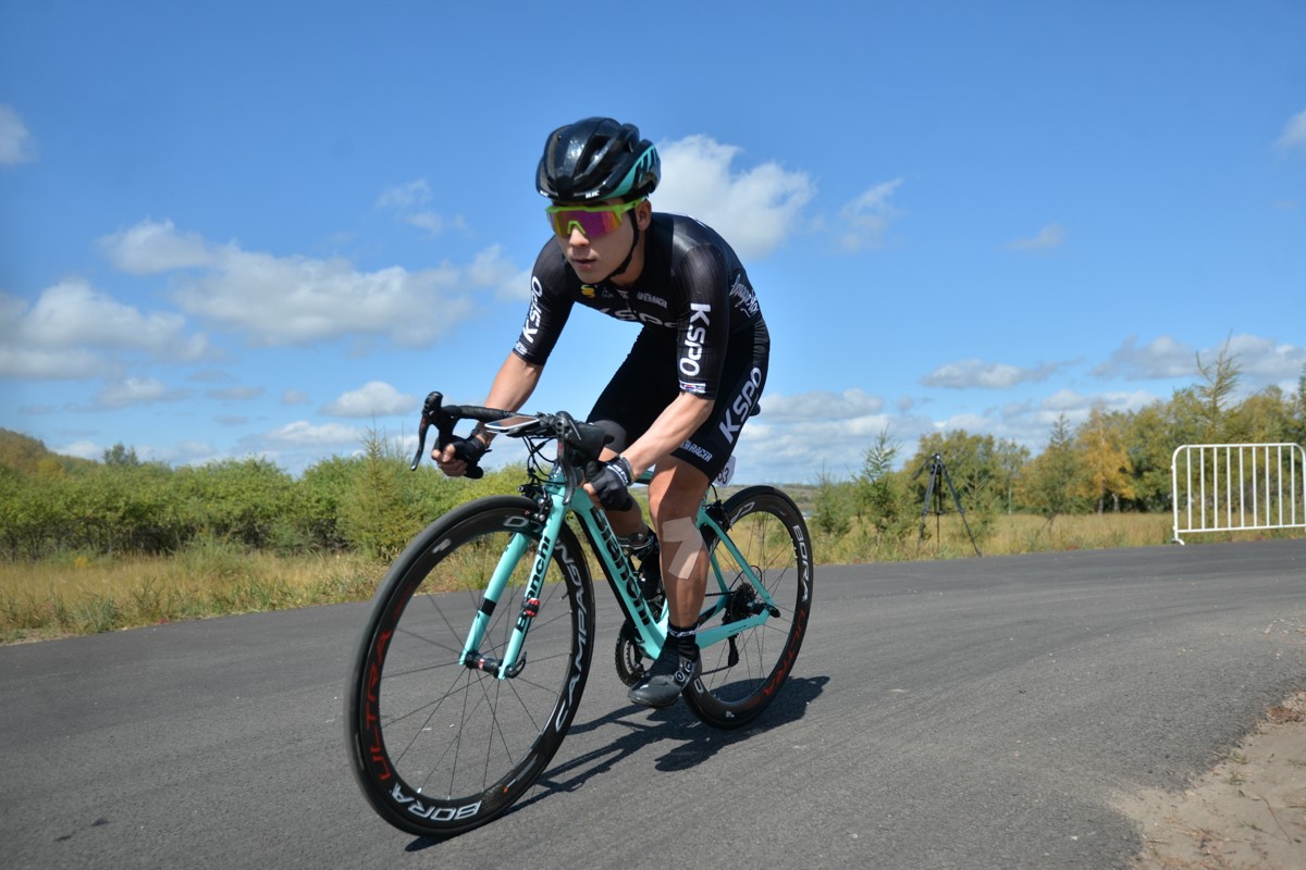 关于荷兰女子自行车选手刷新个人最佳的信息