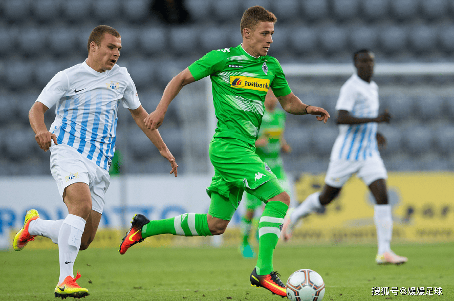 沃尔夫斯堡主场告负,遭遇联赛连败 沃尔夫斯堡主场告负,遭遇联赛连败